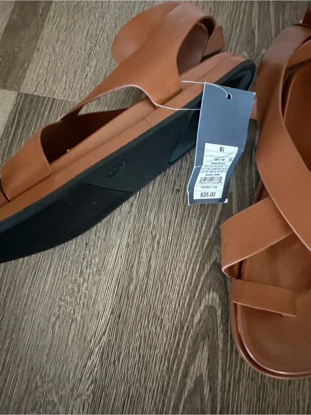 Universal Thread Tan Crisscross Strap Sandals cognac brown